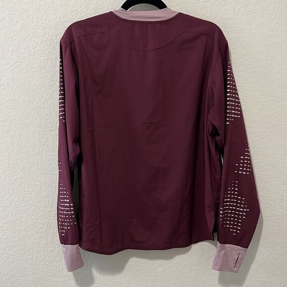 HOKA (NWOT) 1/2 Zip Wind Shell, Purple, Size M - Picture 7 of 8